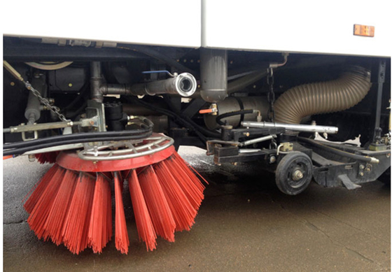 DONGFENG-Fahrgestelle trocknen Emission des Hygiene-Straßen-Kehrmaschine-LKW-Eur V