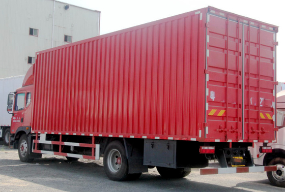 Dieselfracht-Lieferwagen Eurov planieren Van Cargo Truck 4x2, der 5200mm Achsabstand fährt