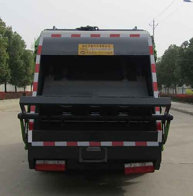 Müllkippe-LKW 7360kg 4X2 129hp mit Cloased-Behälter