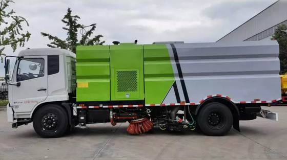 Straßen-Kehrmaschine-LKW-Dieselart 169kw 230hp 12CBM für Bergwerk-Platz