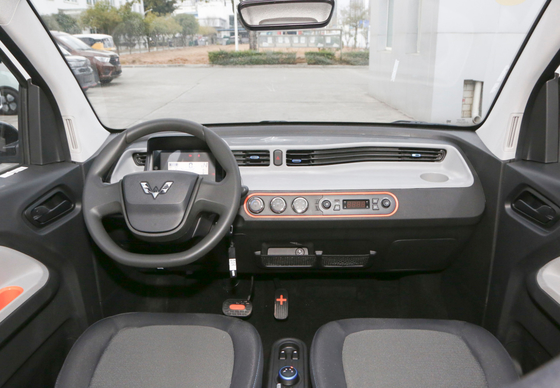 Ev Wuling Mini- SUV 120~170KM Driving-Range der Elektroautos HONGGUANG Mini-Autos